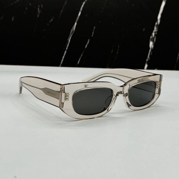 NEW SAINT LAURENT SL697 003 CLEAR GRAY SUNGLASSES SAINT LAURENT SL 697 003 - Picture 1 of 8